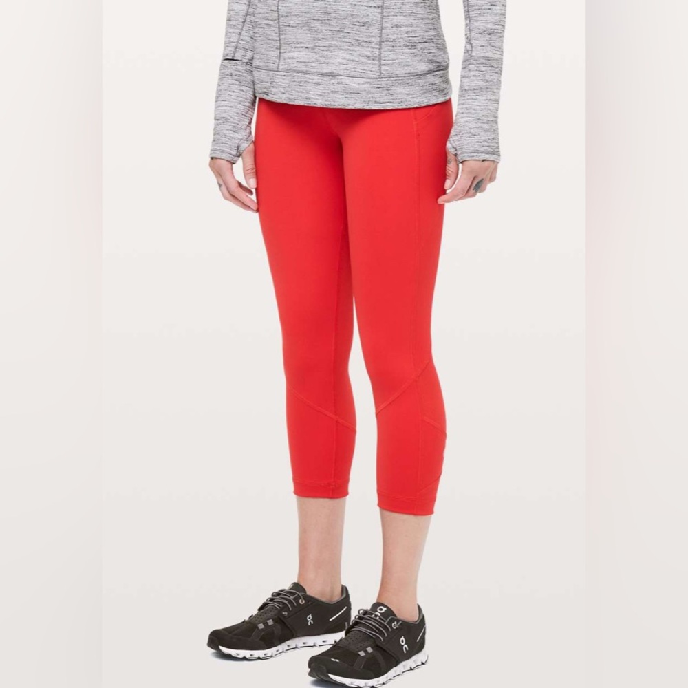 Lululemon Pace Rival Crop *Full-On Luxtreme 22" in True Red